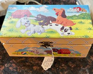 Pound puppies music/jewelry box