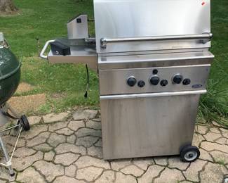 DCS Natural gas grill D27