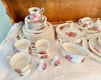 vintage Royal Albert prairie rose china