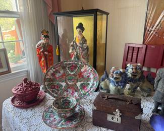 Vintage Japanese Geisha Doll in Case, Rose Medallion China, Cinnabar Bowl & Foo Dogs