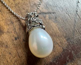 Sterling Silver Necklace with Dangle Pearl Sterling Silver Pendant