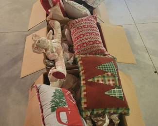 Holiday pillows