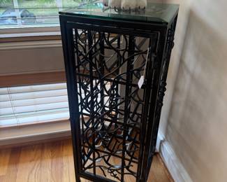 1 Door Glass Top Metal Wine Rack (13-1/2"W x 13-1/2"D x 32-1/2"H)