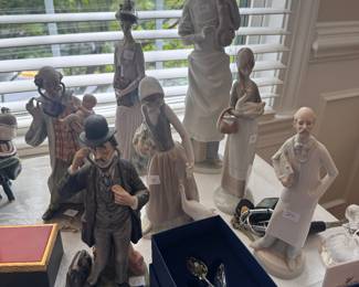 Collection of LLadro & Amart Pucci Figurines