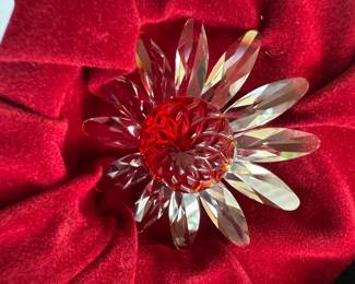 Swarovski Crystal Red Marguerite Daisy