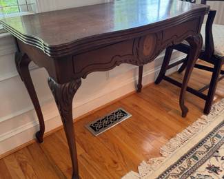 Antique Queen Anne Style Inlayed Crest Mahogany Sideboard/Desk (20"D x 38"W x 30"H)