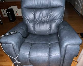 Viva lift chair less than 2 years old