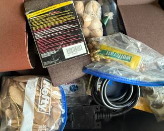 Drawer Lot with Sandpaper, Wood Plugs & Hardware – Hampshire IL Estate Sale
Assorted workshop supplies including rolls of sandpaper, wood plugs, fasteners, cords, and miscellaneous hardware. Great for woodworking or DIY projects. #AuntBeesEstateSale Hampshire, Illinois.
