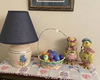 Bluebonnets and Easter....great time of year to celebrate both!