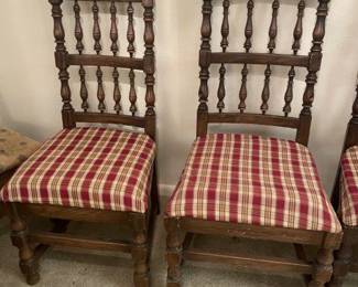 Vintage (very) dining chairs (4)