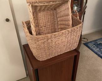 Baskets (some stains inside) - occasional table