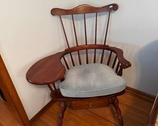 Crafting chair