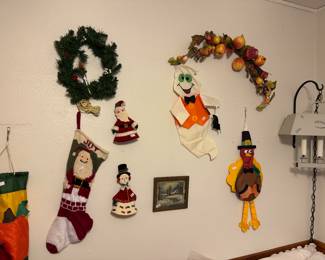 Holiday wall