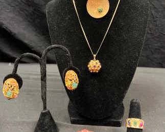 DE226Colorful Vintage Cocktail Jewels
