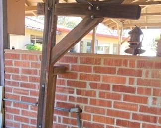 DE203VAntique Cast Iron Huffer Bell