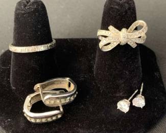 DE235VLadies, Vintage Gold Silver Diamond Rings