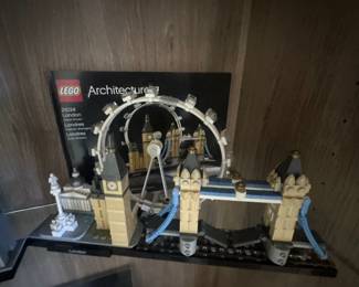 Lego architecture set - London