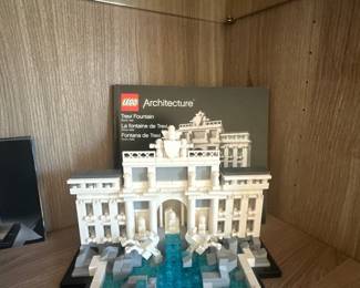 Lego Architecture Set - Trevi Fountain