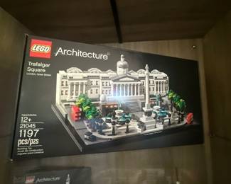 Lego architecture set - Trafalgar Square