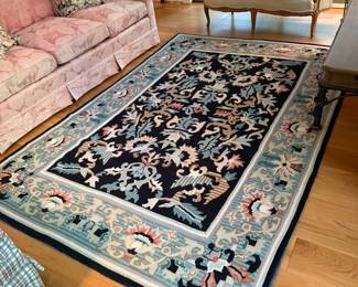 Vintage Floral Needlepoint Rug- 
6x9 
Gorgeous & excellent condition 
$950
