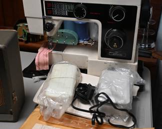 Sewing machine 