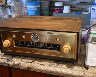 Vintage Hampton Radio