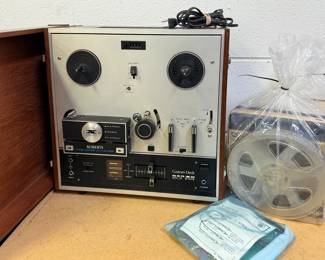 Rheem Roberts Model 650XD reel-to-reel recorder/player with blank tapes