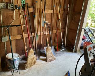 Yard tools