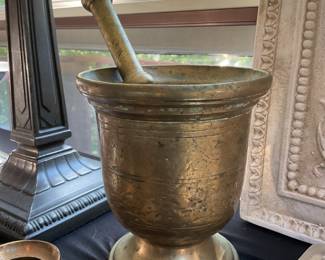 Solid brass mortar & pestle