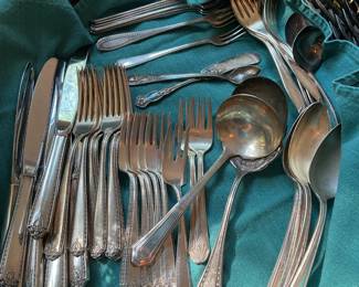 Plated silverware 