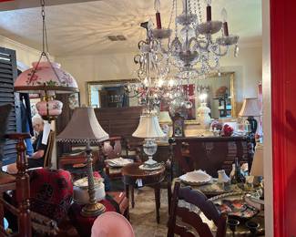 Many vintage chandeliers 