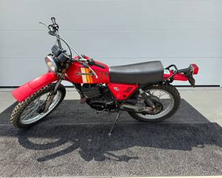 1981 Kawasaki KE125 Enduro Dirt Bike 