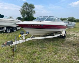 1995 Bayliner Capri 2050SS open bow boat