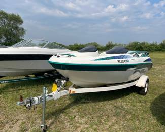 1998 Sea-Doo Challenger 1800 jet boat