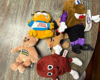 plushies