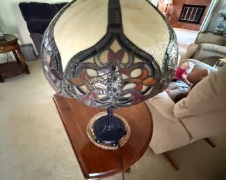 Beautiful Tiffany Style Vintage lamp works