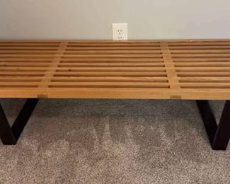 03 Bench
