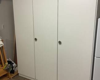 LARGE CABINET.  PERFECT FOR STRAGE