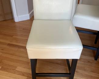 6 KITCHEN STOOLS