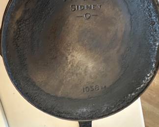 Cast Iron Wagner Ware Frying Pan