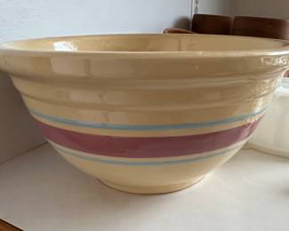 12” Vintage Mixing Bowl McCoy? 