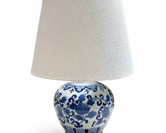 Chinoiserie Blue and White Ginger Jar Lamp