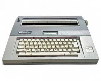 Smith Corona SD650 Portable Electronic Typewriter