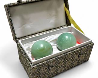 Shi-Lou Marble Therapy Balls in Box