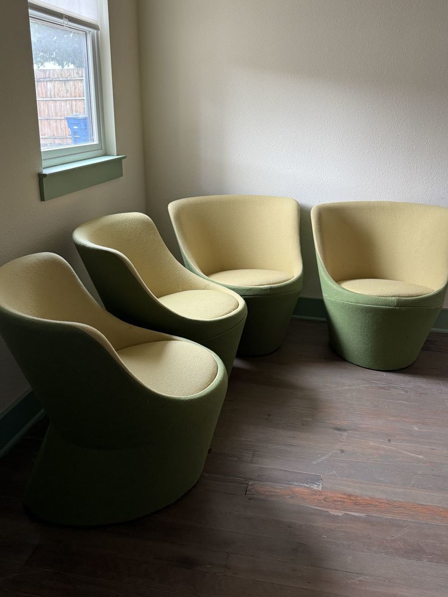 Busk + Hertzog Didi Chairs - Pristine Condition
