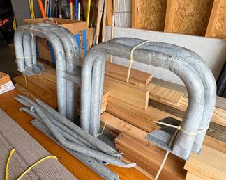 12foot picnic table heavy duty with all hardware. 