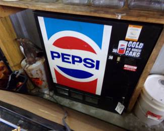 Pepsi Vending Machine, works! 