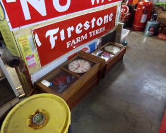 Several old clocks, Coca-Cola, Dr Pepper, etc
