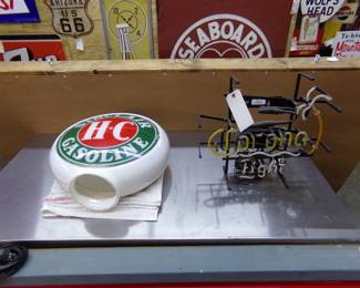 ORIGINAL Sinclair Milk Glass Globe pump topper! Corona Light Neon, works 