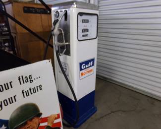1950's Gulf No-nox original pump with all the guts! 